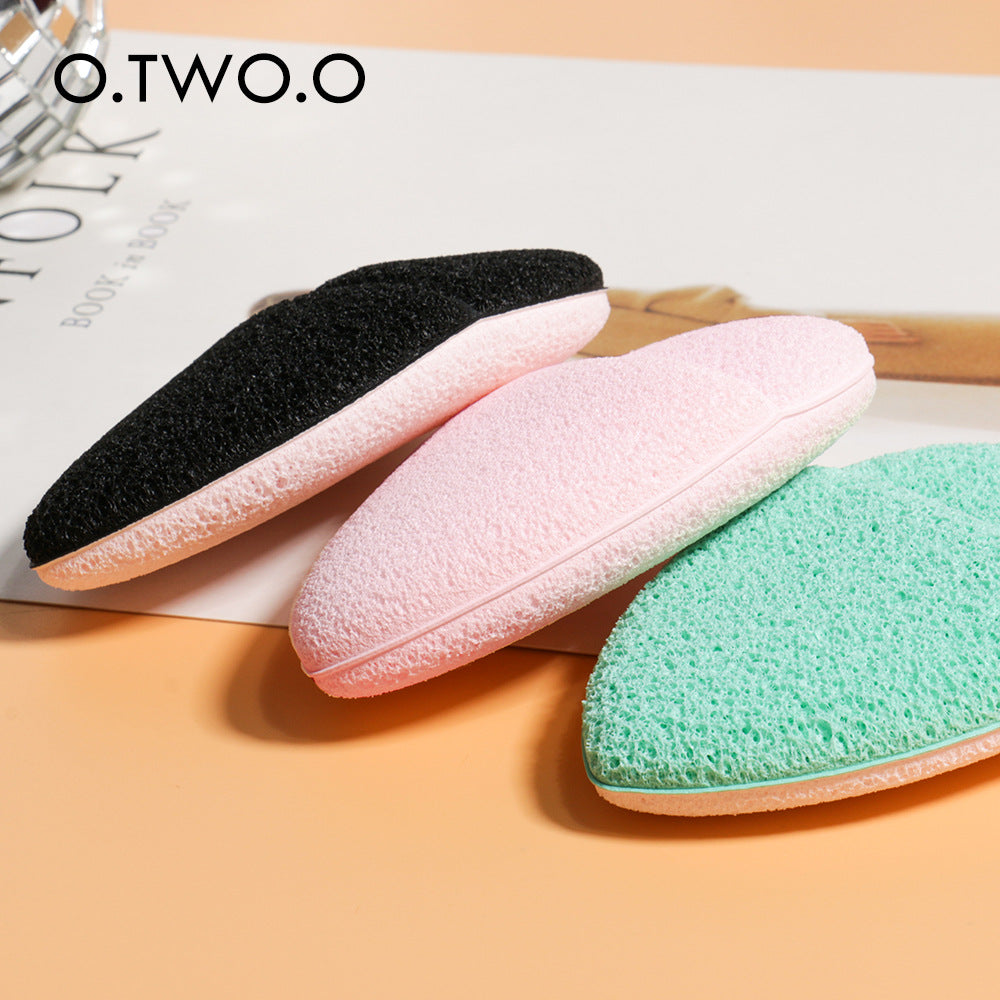 O.TWO.O Oval Soft and Comfortable Sponge Face Wash Puff Magic Lazy Water Makeup Remover Puff 1Pcs