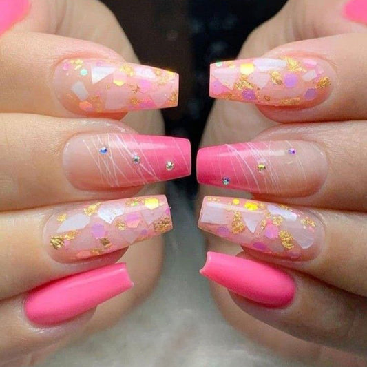 Wear The Same Type Of INS Shell Glitter Powder Spot Drill Nail Patch And Long Ballet Nail