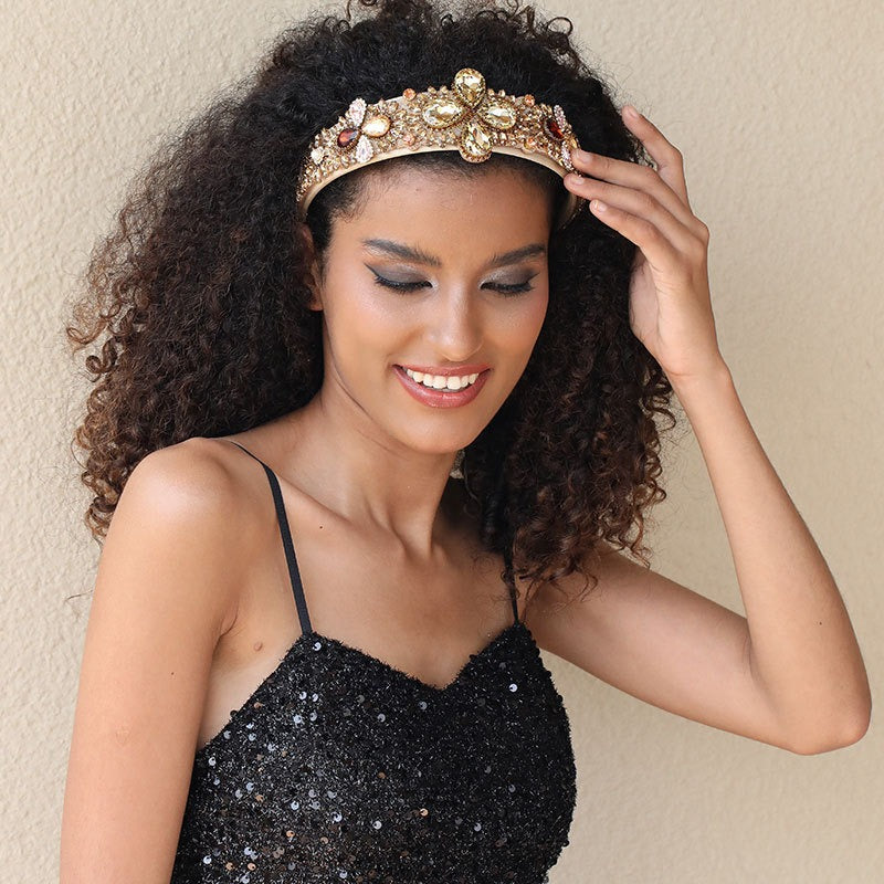 Fashionable retro wide edge sponge compression headband