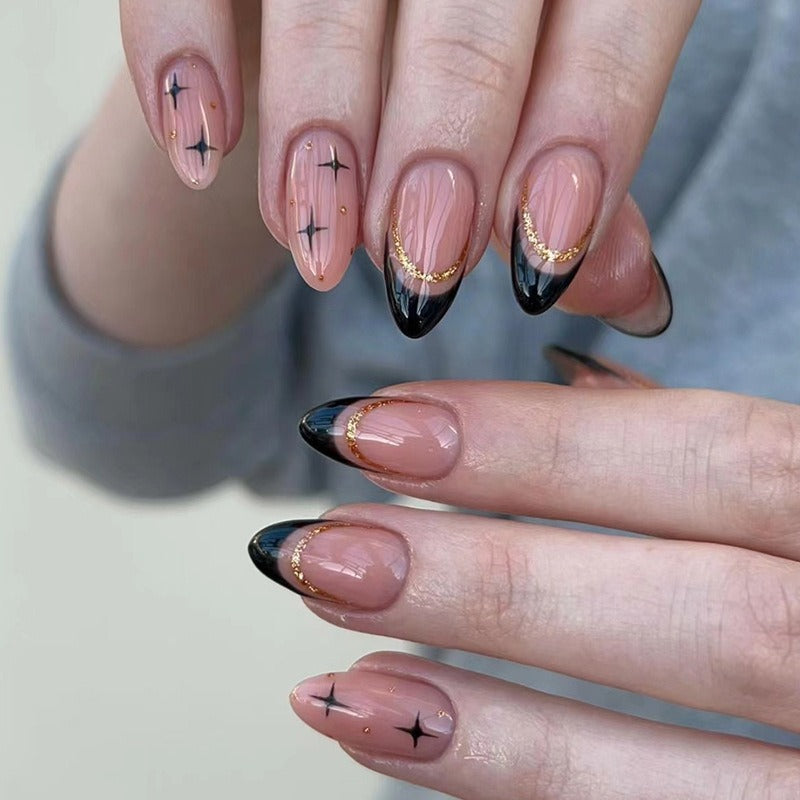 Sweet cool black French flash gold powder almond nails European and American fake nails removable nail pieces