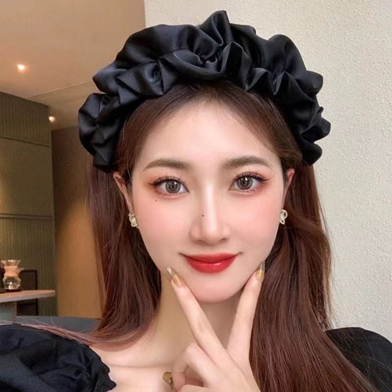 Women's wide brimmed hair accessories with high cranial crest and large intestine folds and hair bands